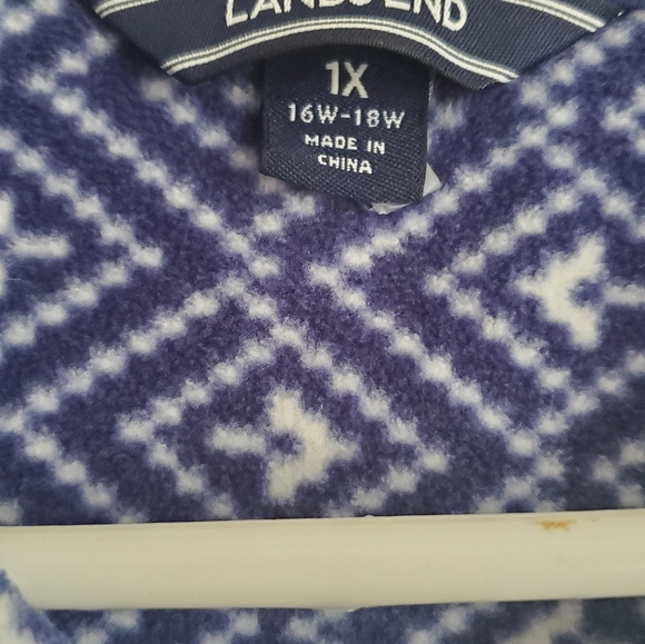 LANDS'END Sweatshirt womens top . - Picture 3 of 8